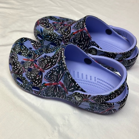 Butterfly Crocs - Picture 5 of 5